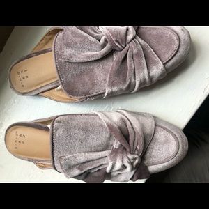 Women's slide shoes